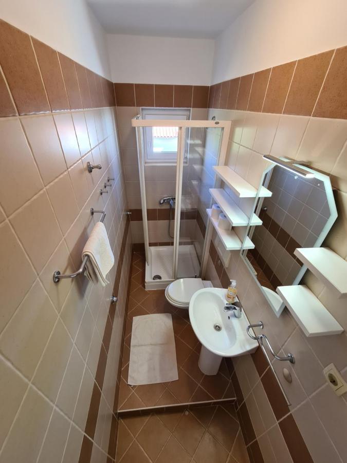 Apartman Karmen Barbat na Rabu Esterno foto