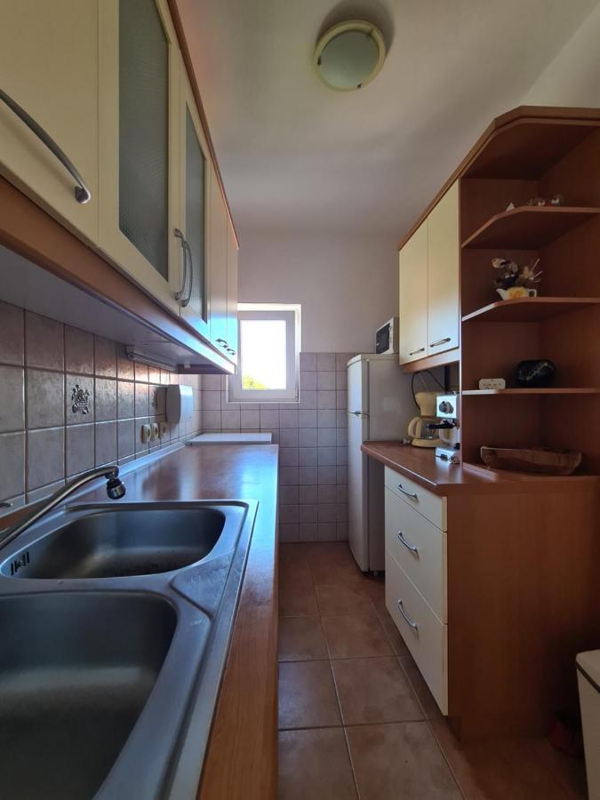 Apartman Karmen Barbat na Rabu Esterno foto